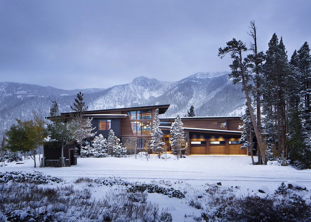 Mountain Modern Home Exterior in Mammoth Lakes, CA