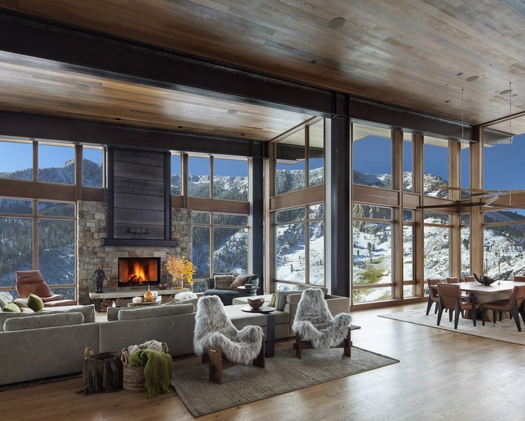 Spacious Mountain Modern Living and Dining Area in Mammoth Lakes, CA