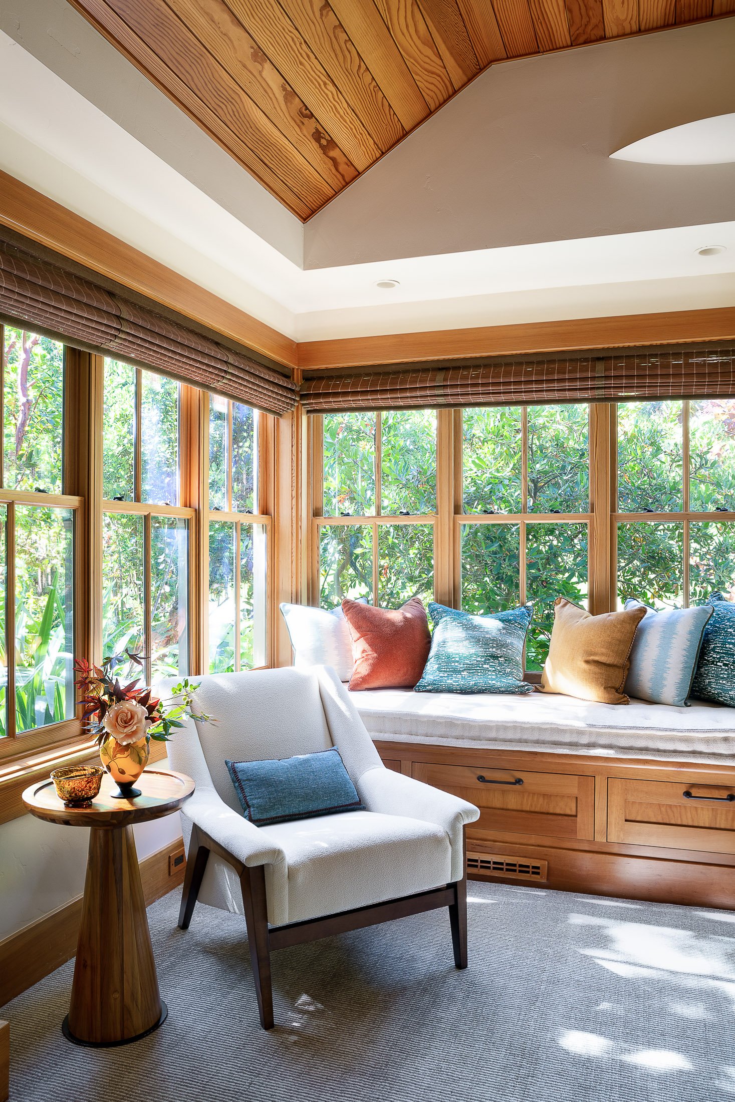 Cozy Sunroom with Natural Light in Woodside, CA