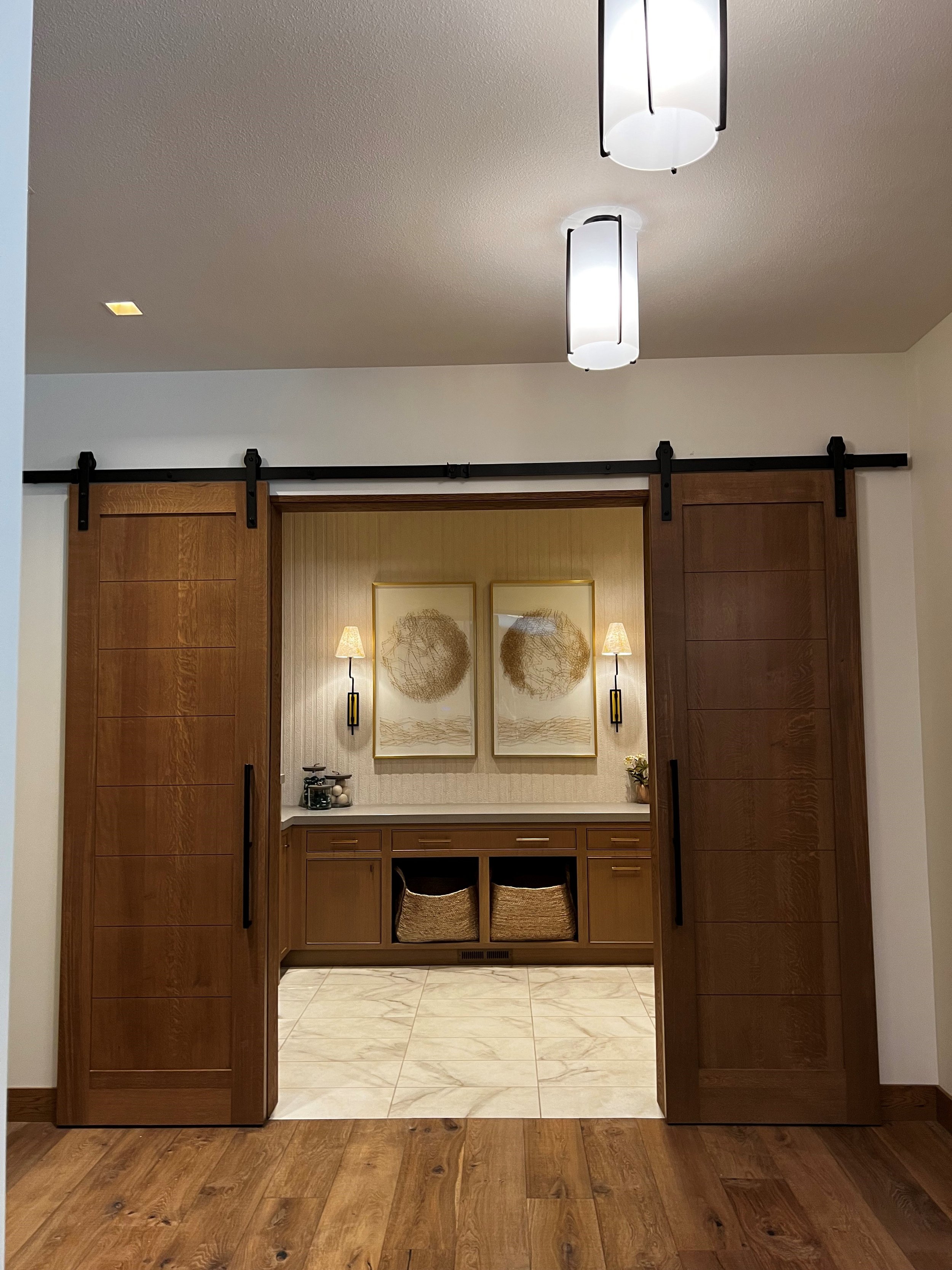 lake-house-custom-built-in-barn-doors-ozarks.jpg