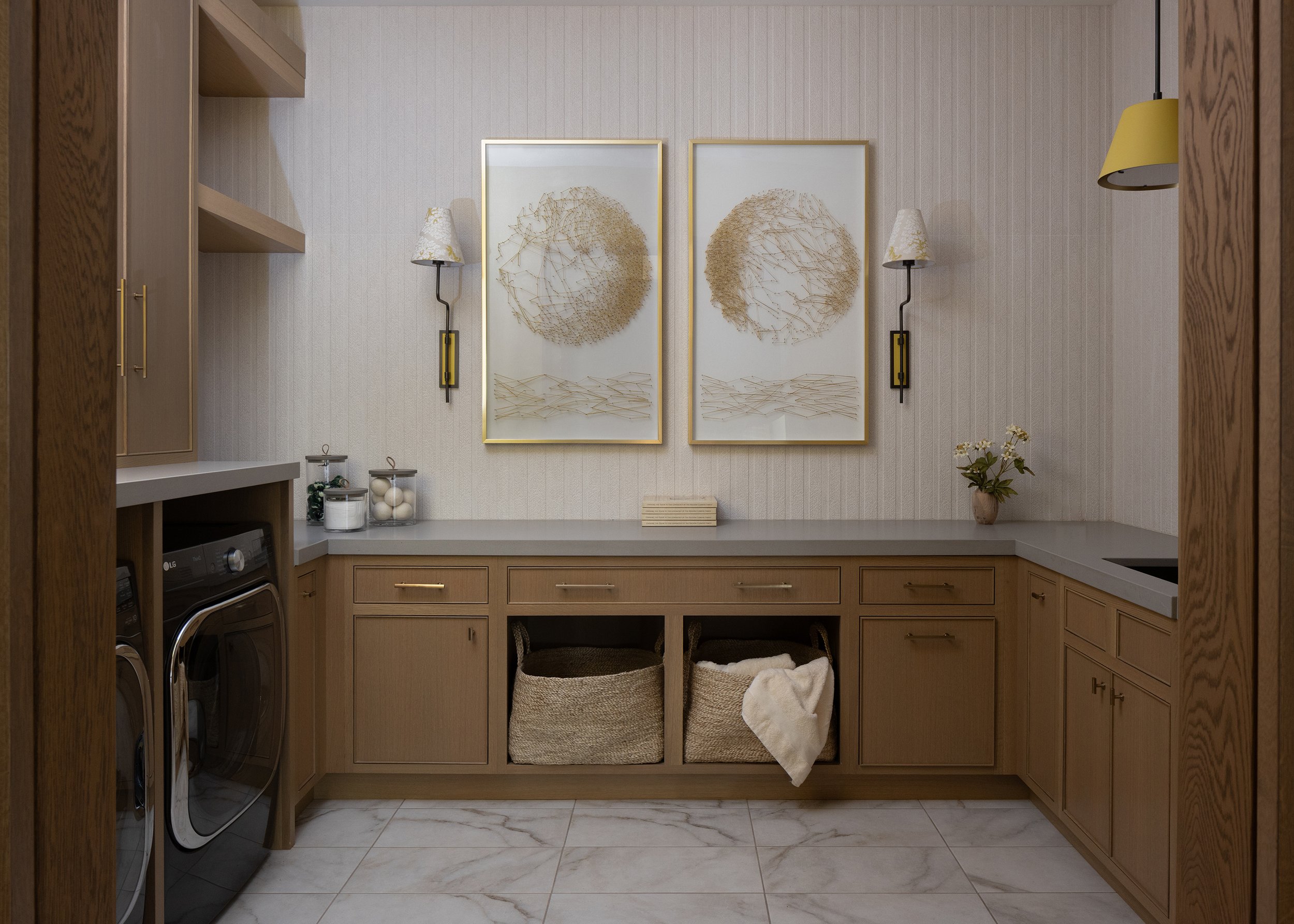 elegant-laundry-room-lake-ozarks-.jpg