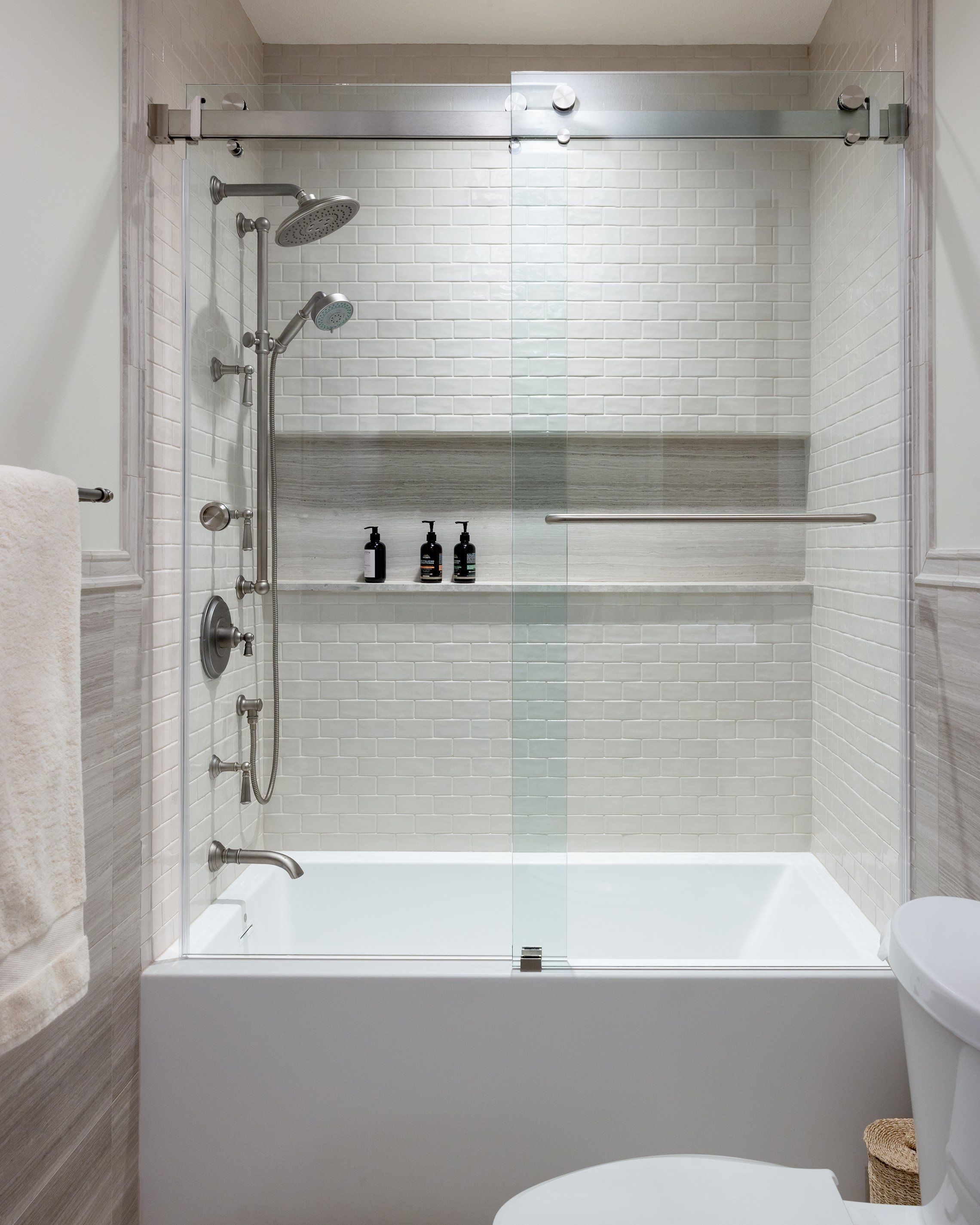modern-glass-shower-lake-ozarks.jpg
