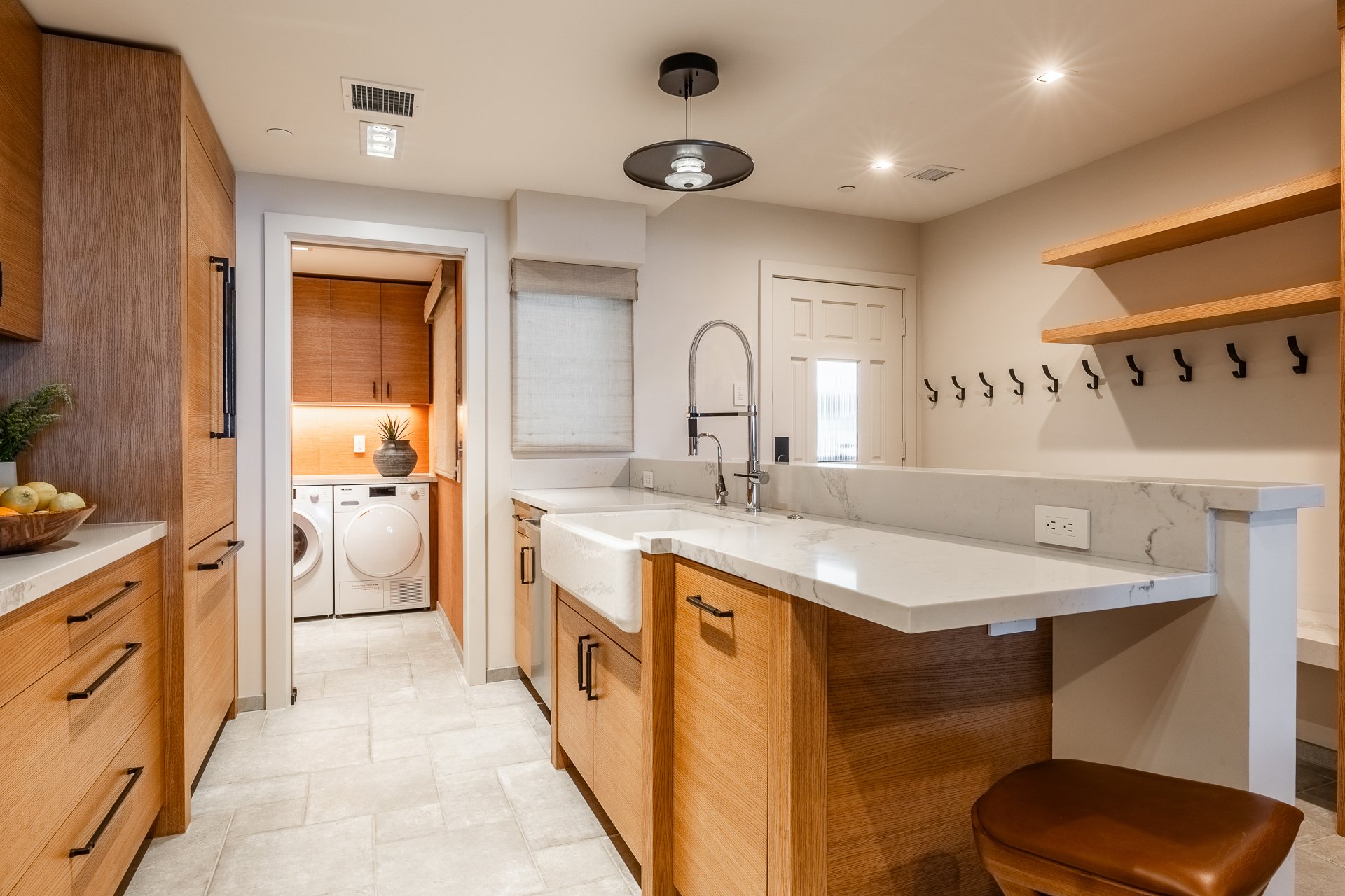 mammoth-lakes-modern-mudroom-laundry-room-the-bridges.JPG