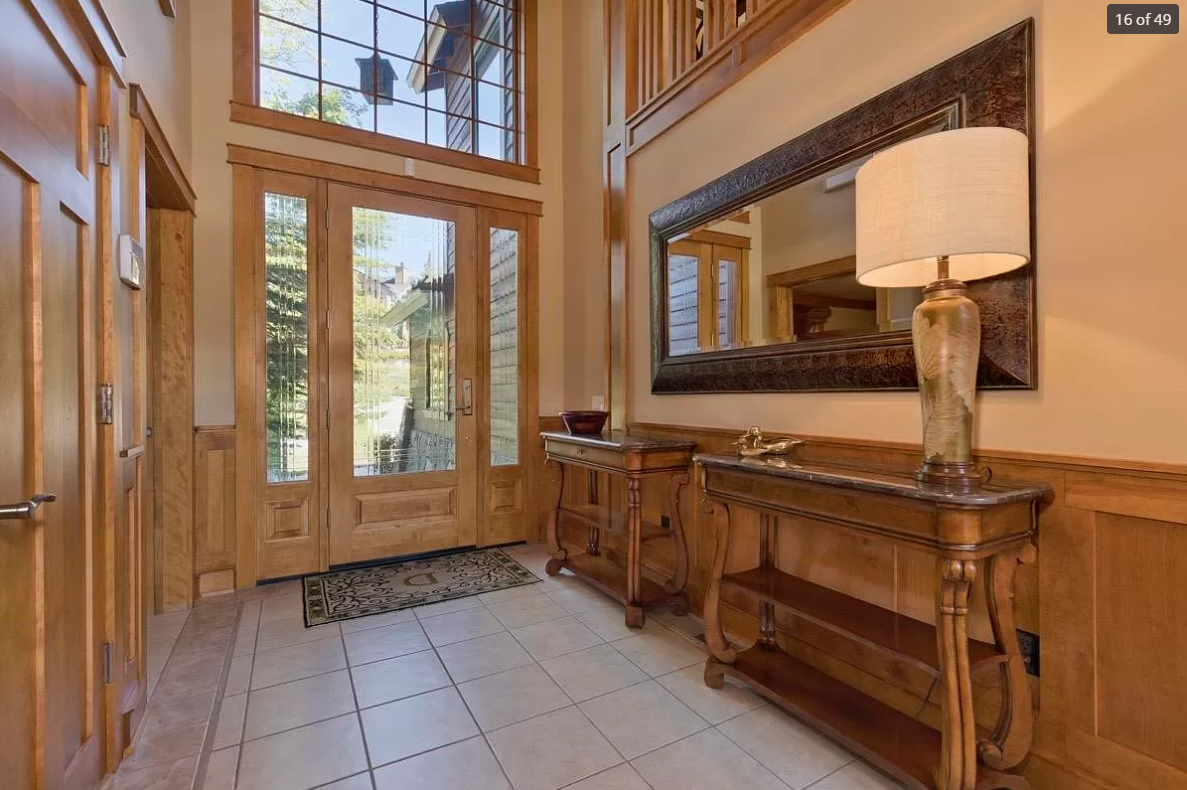 before-remodel-mammoth-lakes-rustic-entryway.png