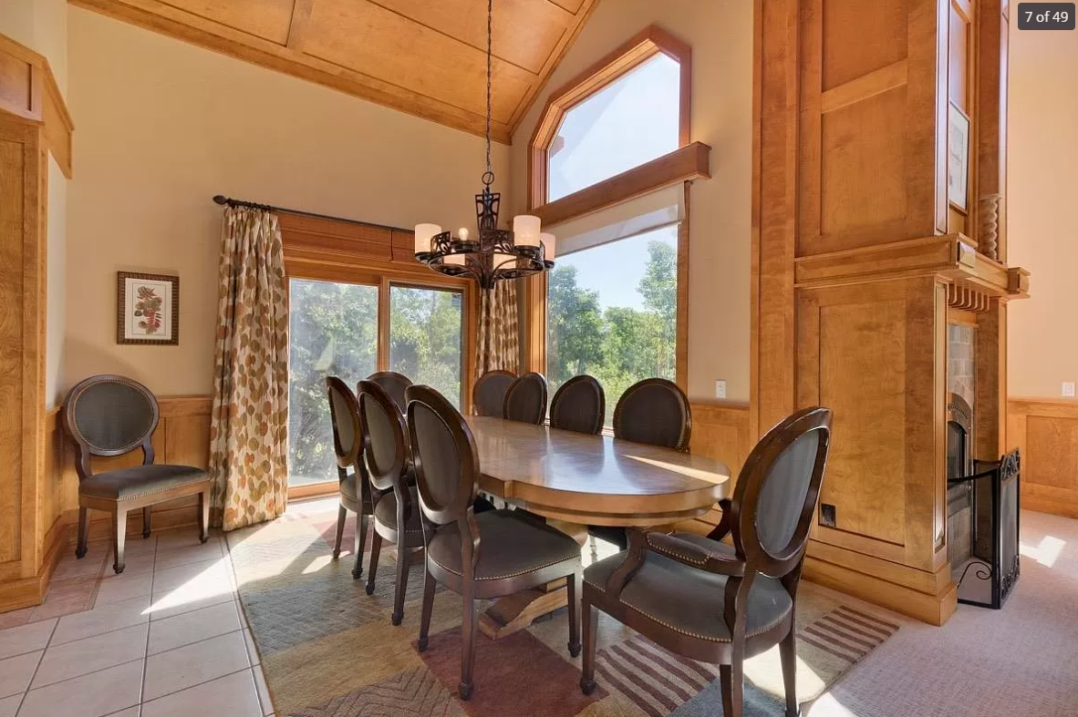 before-remodel-mammoth-lakes-rustic-dining-room-wooden-beams.png
